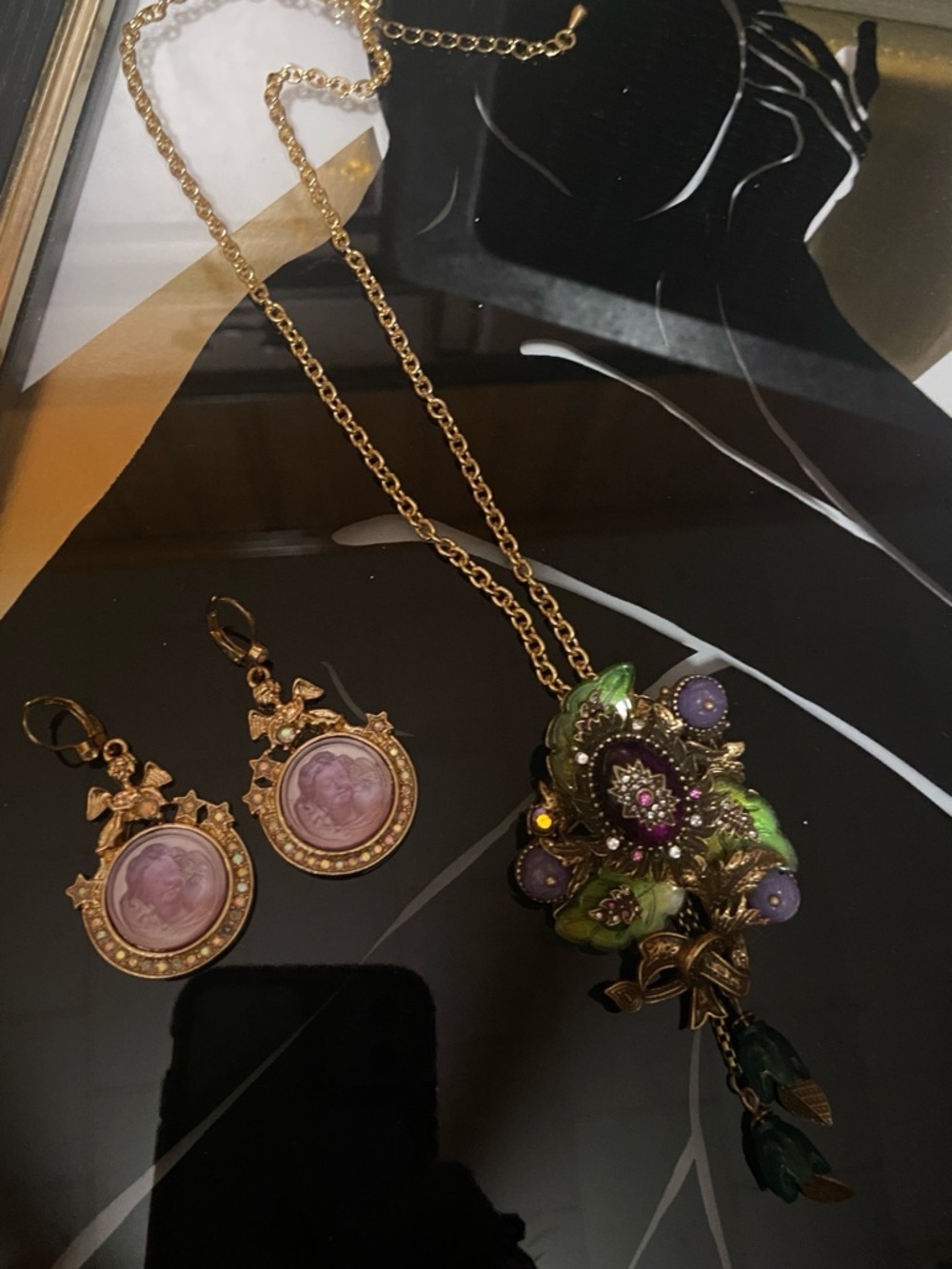Gold-Tone Floral Pendant Necklace/Brooch by Fanstar and KF earrings